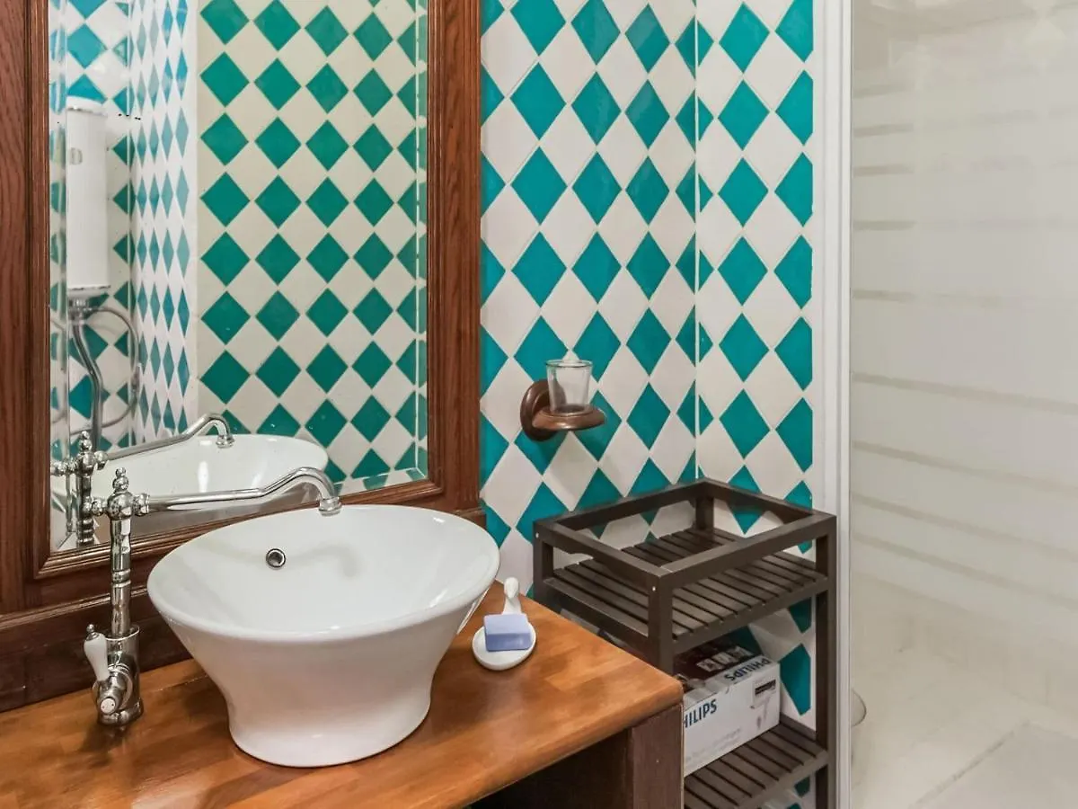Charming Holiday Home In Lorgues With Pool 0*,