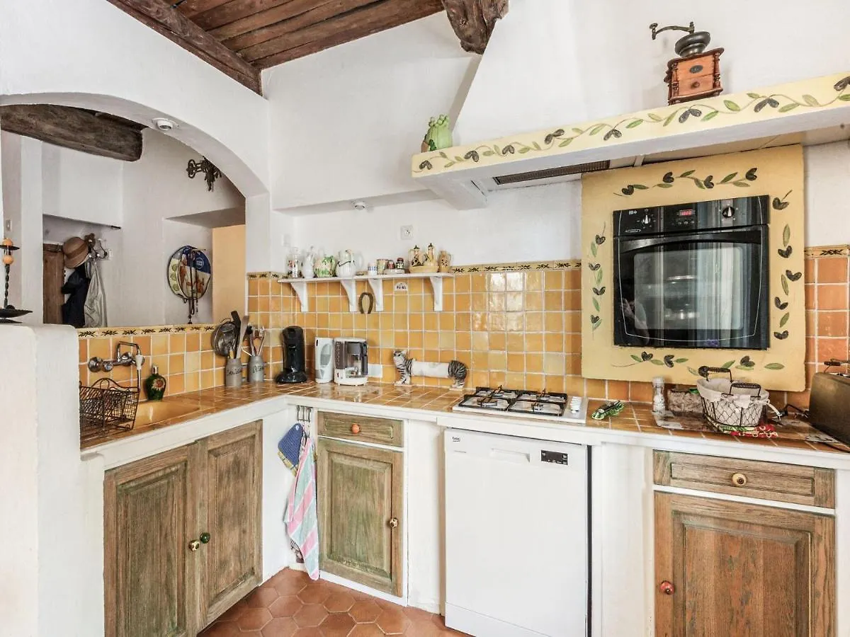 Charming Holiday Home In Lorgues With Pool