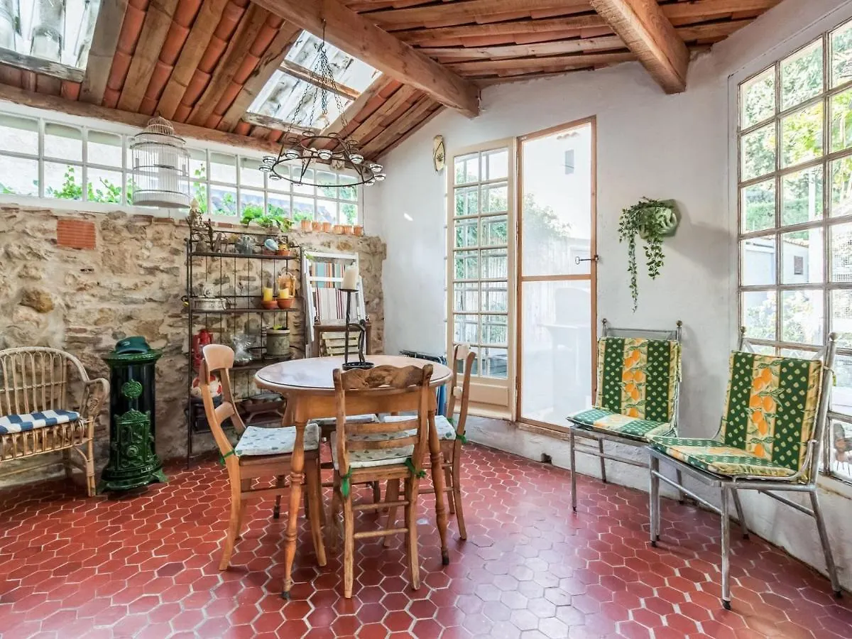 Charming Holiday Home In Lorgues With Pool