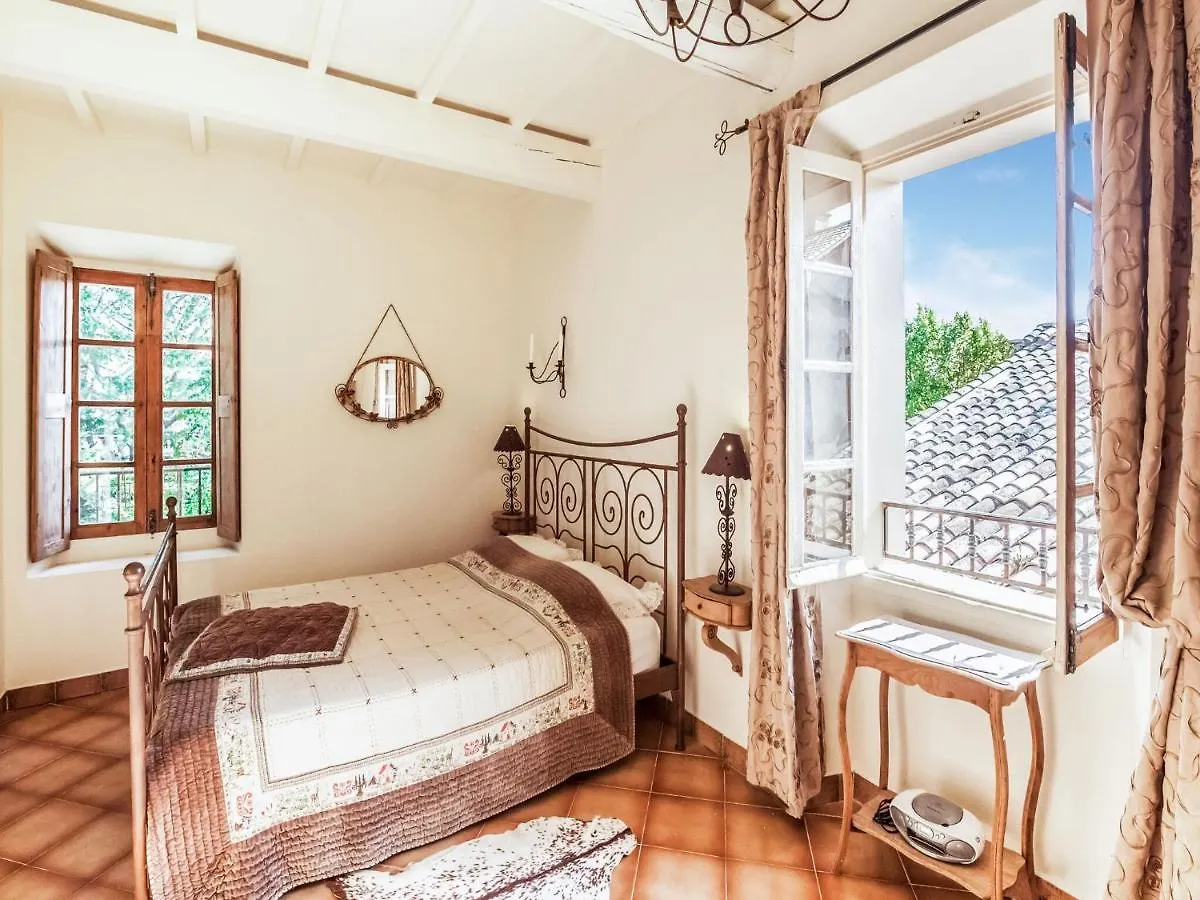 Charming Holiday Home In Lorgues With Pool